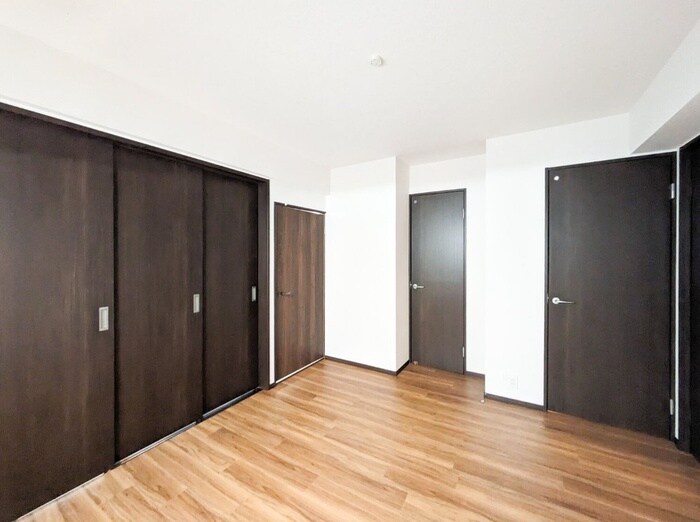 物件内観写真4　(居室)