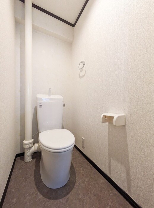 物件内観写真8　(トイレ)