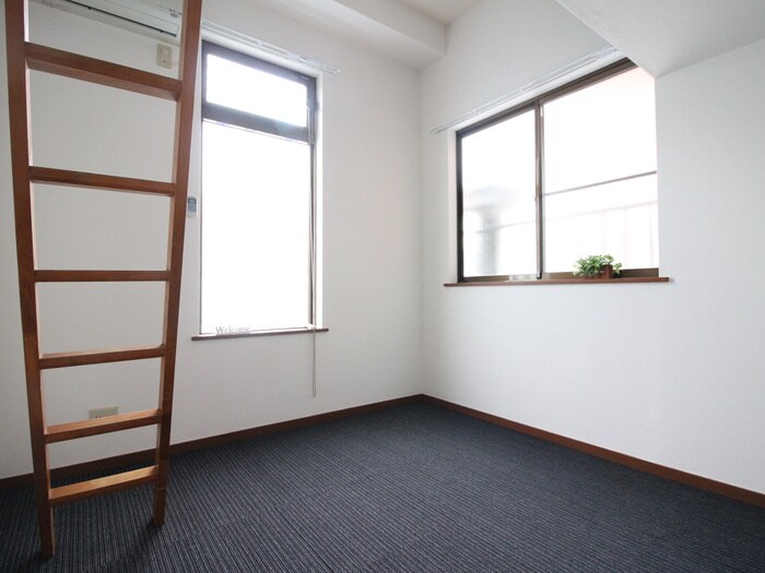 物件内観写真9　(居室)