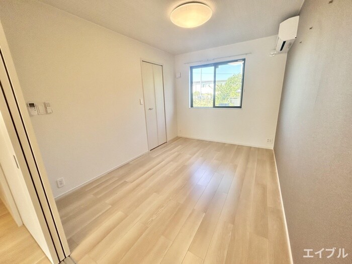 物件内観写真9　(居室)