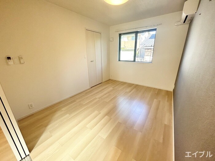 物件内観写真9　(居室)