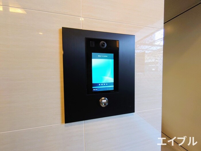 物件外観写真4　(エントランス部分)