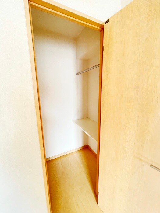 物件内観写真11　(収納)