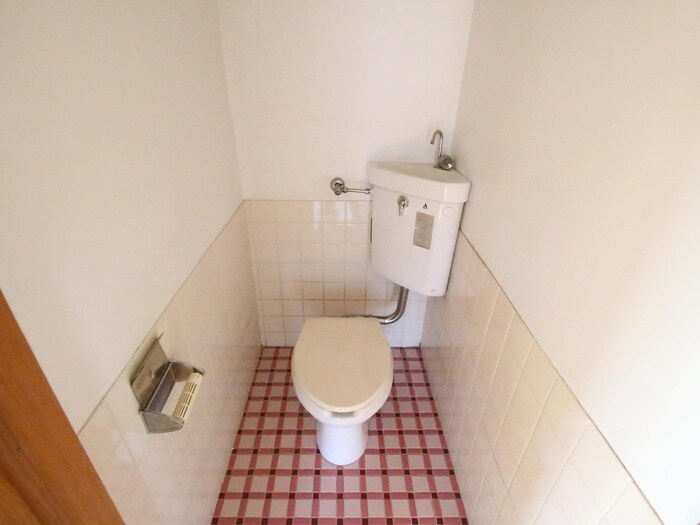 物件内観写真9　(トイレ)