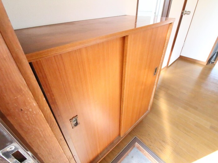 物件内観写真11　(靴箱)