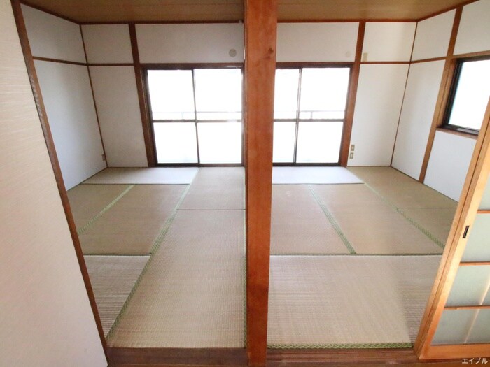 物件内観写真15　(居室)