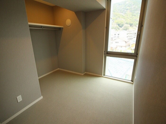 物件内観写真3　(居室)