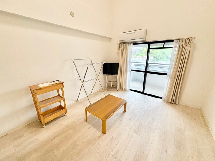 物件内観写真6　(居室)