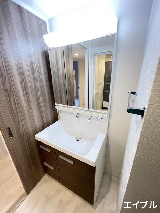 物件内観写真8　(洗面)