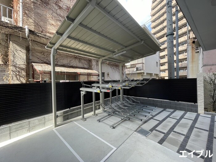 物件外観写真3　(駐輪場)