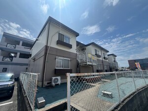 ハイツ杉野外観写真