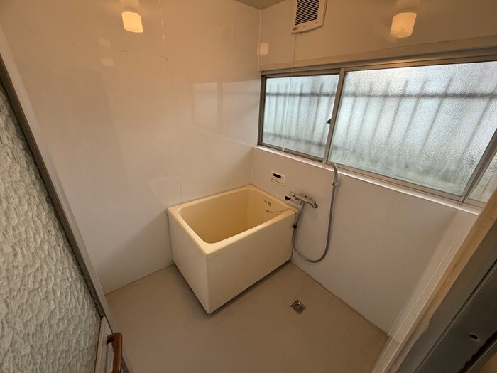 物件内観写真11　(バス／シャワールーム等)