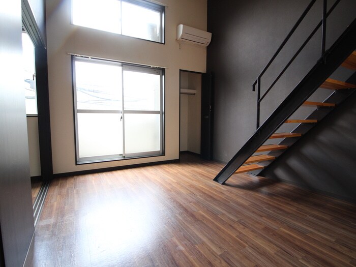 物件内観写真7　(居室)