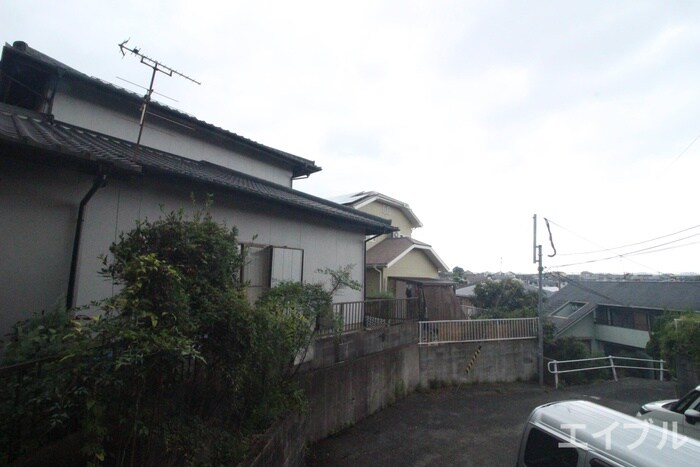 物件内観写真16　(室内からの展望)