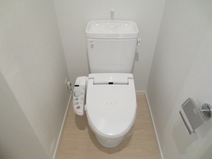 物件内観写真12　(トイレ)