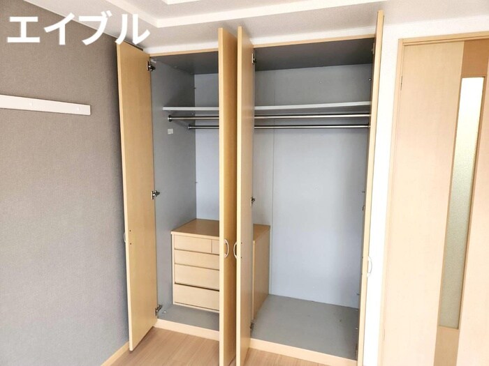 物件内観写真8　(収納)