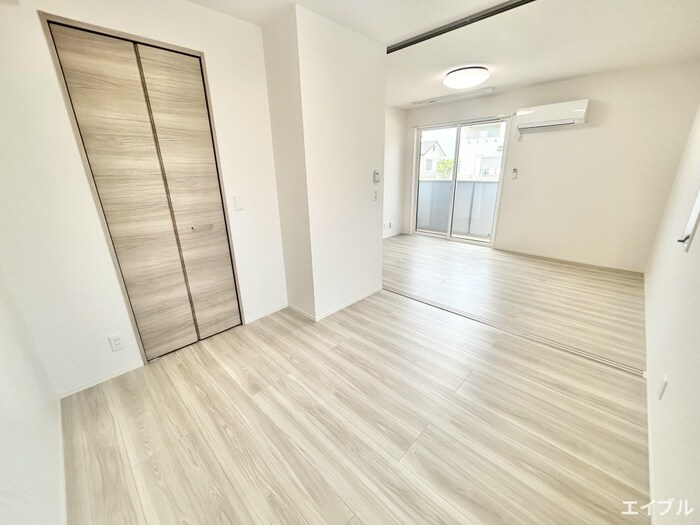 物件内観写真9　(居室)