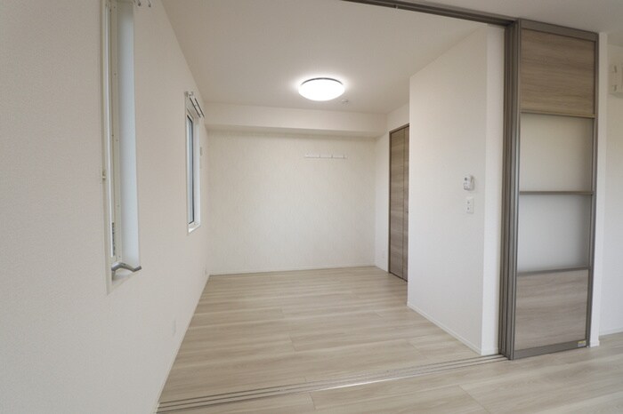 物件内観写真9　(居室)