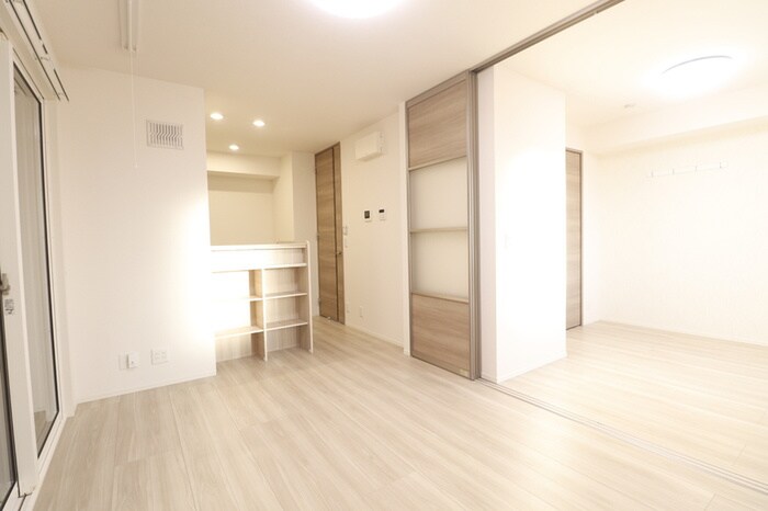 物件内観写真9　(居室)