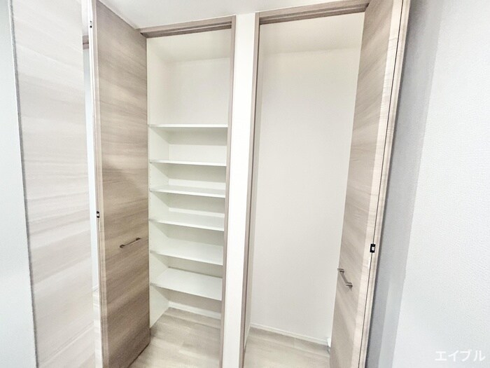 物件内観写真10　(収納)