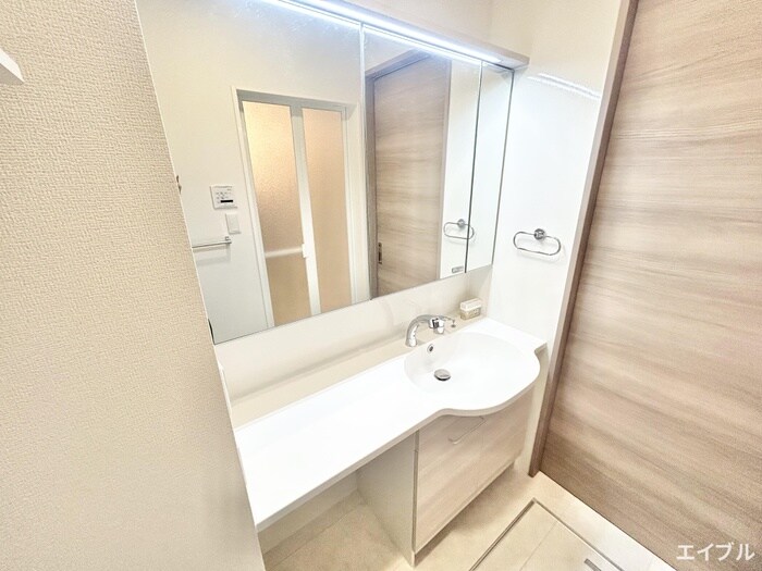 物件内観写真12　(洗面)