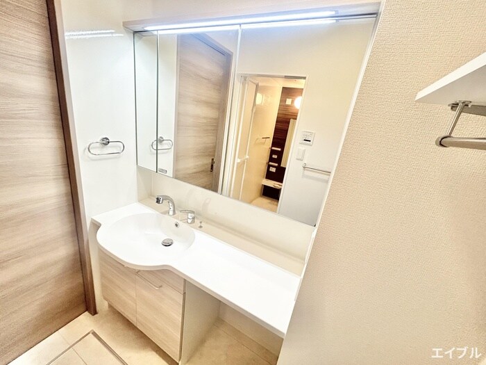 物件内観写真12　(洗面)