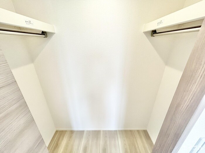 物件内観写真13　(収納)