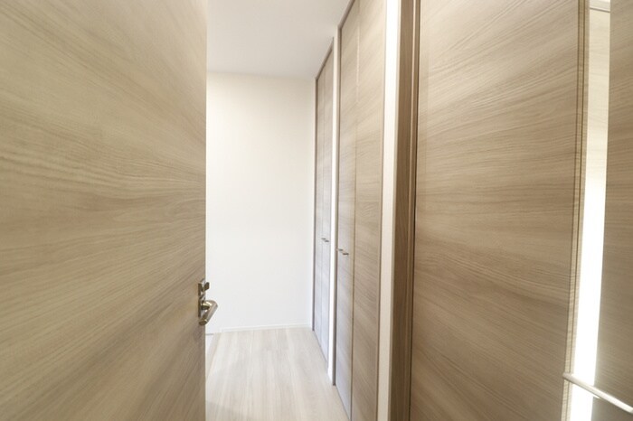 物件内観写真16　(廊下)