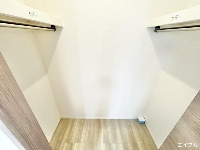 物件内観写真17　(収納)