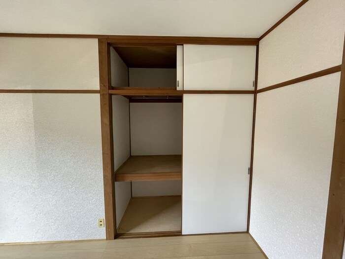 物件内観写真7　(収納)