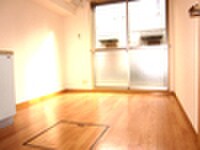 物件内観写真12　(室内からの展望)