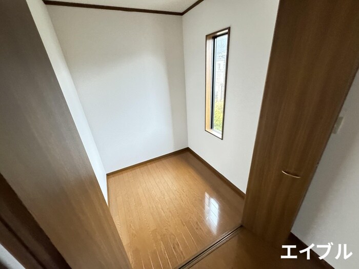 物件内観写真10　(収納)