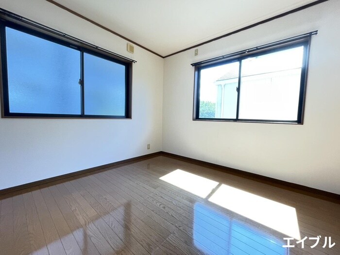 物件内観写真13　(居室)