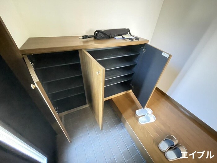 物件内観写真18　(靴箱)