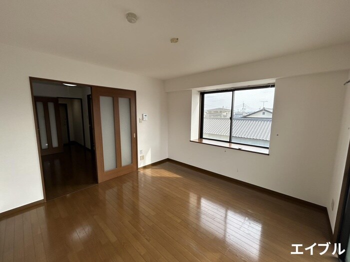 物件内観写真8　(居室)