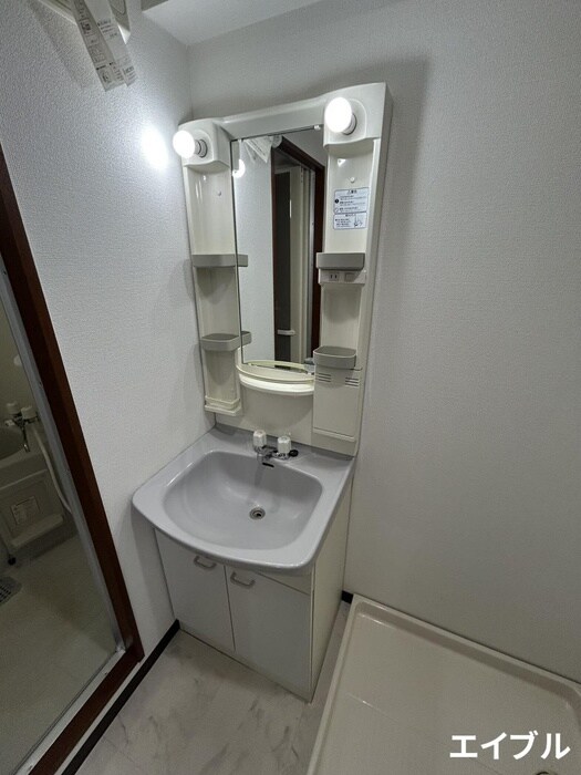 物件内観写真12　(洗面)