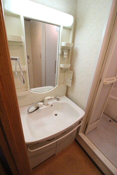 物件内観写真7　(洗面)