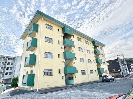 下地ビル外観写真