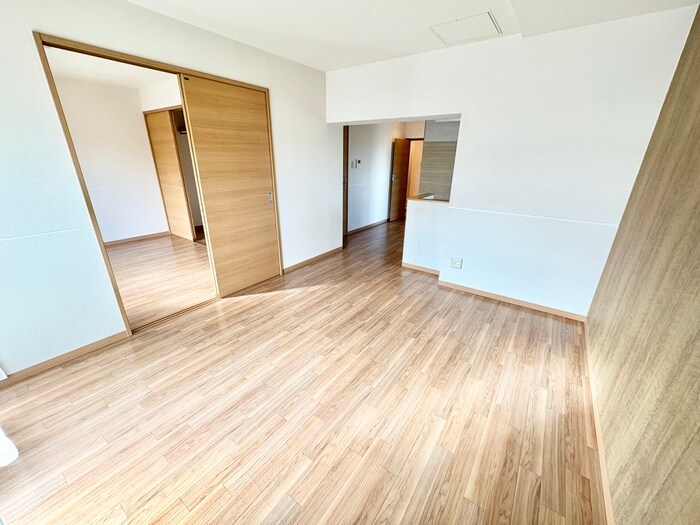 物件内観写真7　(居室)