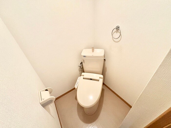 物件内観写真11　(トイレ)