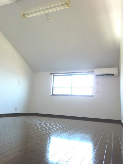 物件内観写真7　(ロフト)