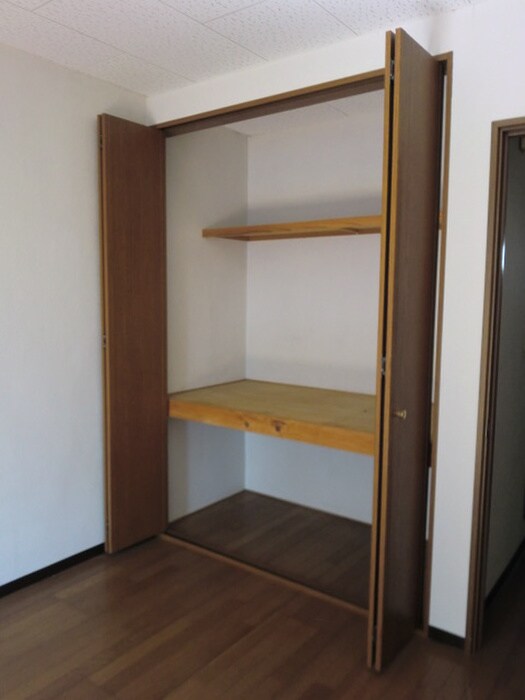 物件内観写真13　(収納)