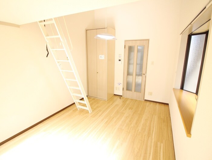 物件内観写真6　(居室)