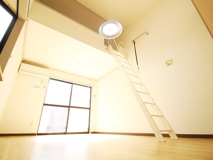 物件内観写真8　(居室)