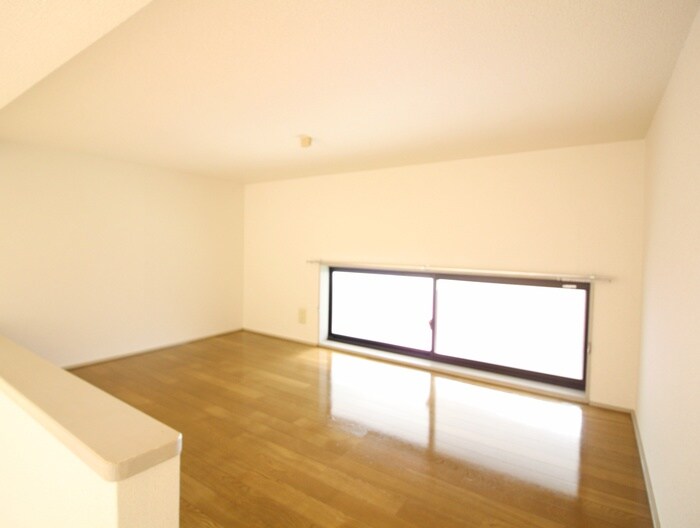 物件内観写真9　(ロフト)