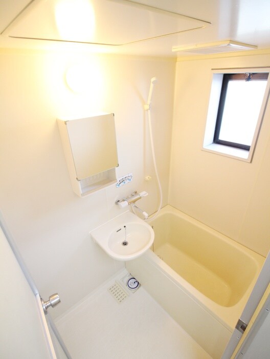 物件内観写真10　(バス／シャワールーム等)