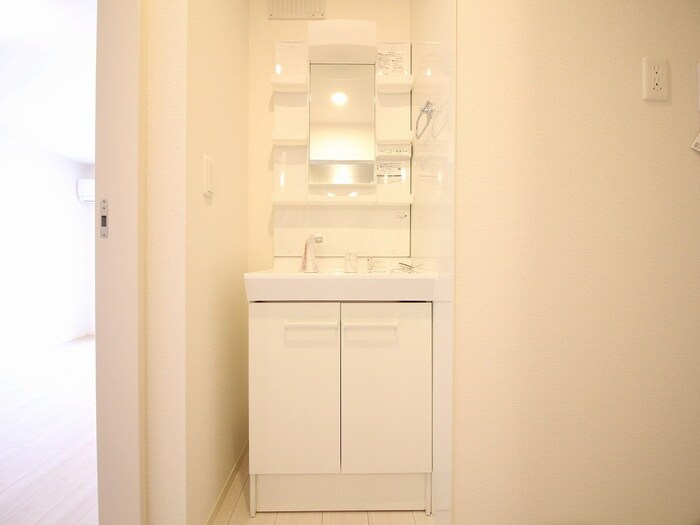 物件内観写真10　(洗面)