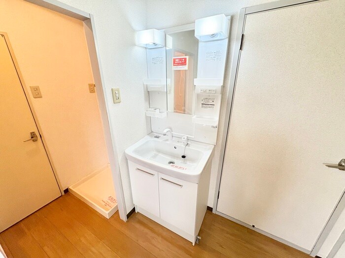 物件内観写真13　(洗面)