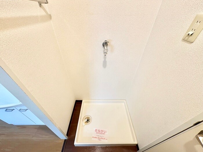 物件内観写真19　(洗濯機置場)