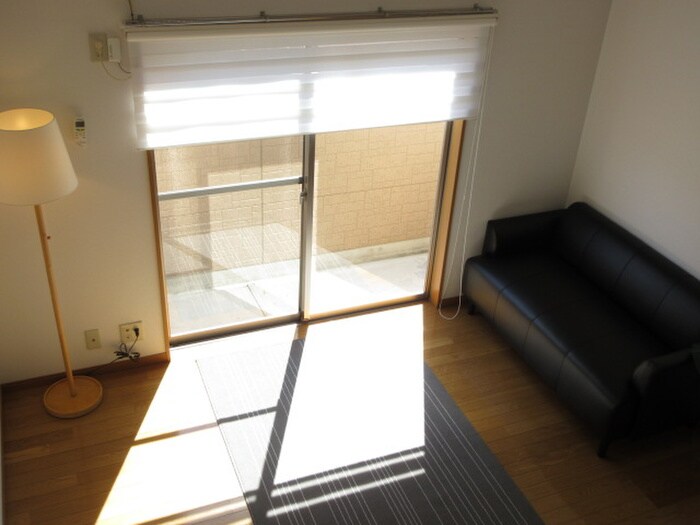 物件内観写真11　(居室)